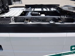 VOLVO FH 500 AERO XL CMS VEB+ LED-Sicherheitspaket