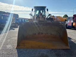 Caterpillar 966M 966M