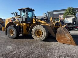 Caterpillar 966M 966M