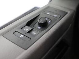 VW Transporter 2.0 TDI 150PK Automaat EURO 6 - Air...