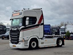 Scania S460 Highline 4x2 - Full spec - Retarder - Nigh...