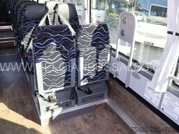 Iveco Evadys H / 13m / Lift / 61 seats