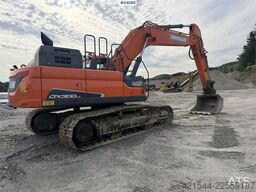 Doosan DX300 LC-5 excavator with digging bucket