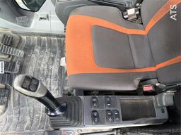 Doosan DX300 LC-5 excavator with digging bucket