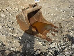 Doosan DX300 LC-5 excavator with digging bucket