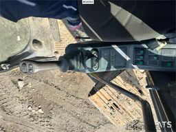 Volvo EC210LC Excavator w/ Grading Bucket WATCH VIDEO