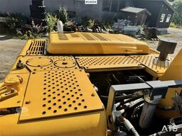Volvo EC210LC Excavator w/ Grading Bucket WATCH VIDEO