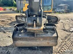 Volvo EC210LC Excavator w/ Grading Bucket WATCH VIDEO