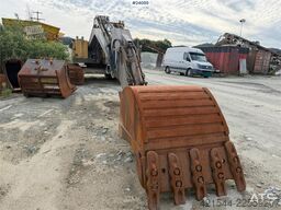 Volvo EC230B excavator with a digging bucket