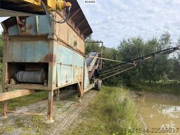 Powerscreen Chieftain screening plant