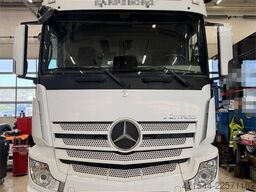 Mercedes-Benz Actros 2553 6x2 Hooklift Truck