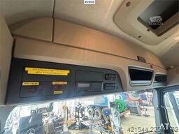 Mercedes-Benz Actros 2553 6x2 Hooklift Truck