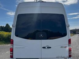 Mercedes-Benz Sprinter 516 Minibus – 16+1 Seats