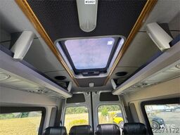 Mercedes-Benz Sprinter 516 Minibus – 16+1 Seats