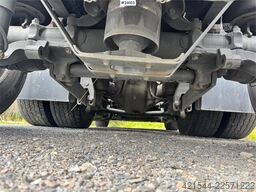 Mercedes-Benz Actros 2553LS 6x2 Tractor Unit – Hydraulics – Well