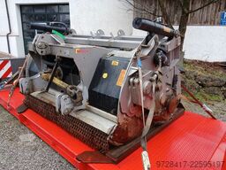 Valtra mit FAE S394 mit MTM