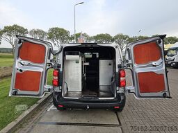 PEUGEOT EXPERT 2.0 L2H1 Navi 150Pk Eur6