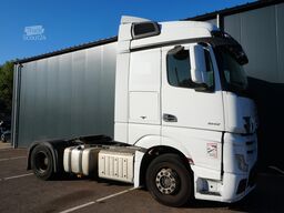 Mercedes-Benz Actros 1942 tractor unit