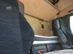 Mercedes-Benz Actros 1942 tractor unit
