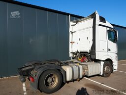 Mercedes-Benz Actros 1942 tractor unit