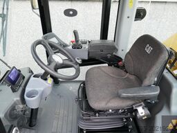 Caterpillar CS66B