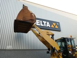Caterpillar 930M