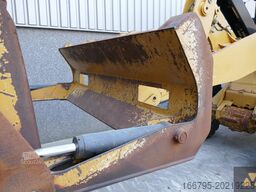 Caterpillar 930M