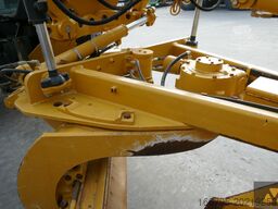 Caterpillar 120M2