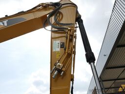 Caterpillar 320FL
