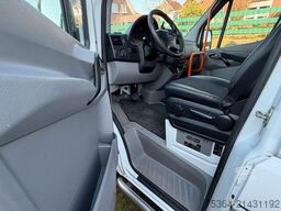 MERCEDES-BENZ Sprinter 314 BlueTEC 9Sitze Motor baut Druck auf