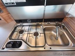 WEINSBERG X-Cursion CUV 500 MQ mit slideBett,4 personen