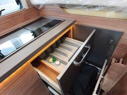 WEINSBERG X-Cursion CUV 500 MQ mit slideBett,4 personen