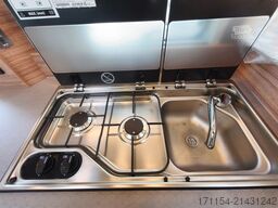 WEINSBERG X-Cursion CUV 500 MQ mit slideBett,4 personen