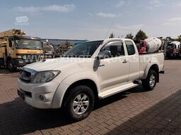 TOYOTA Hilux Extra Cab Life 4x4
