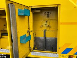 DAF FAD XF 430 8x4 Manual Steel JIGE Recovery truck