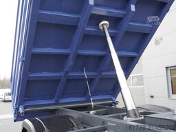 Mercedes-Benz Actros 1846 4x2 / NEW 3-sided tipper