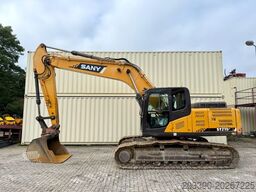 SANY SY215C / 2015 BJ / 5.854 H / MS21 / 1. Hand