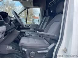 MAN TGE 3.180 L4H3 Kasten 4x4 Autom LED ACC AHK