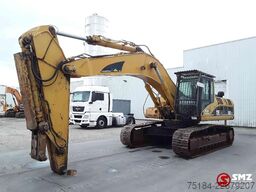 Caterpillar 330 C L   manual pump