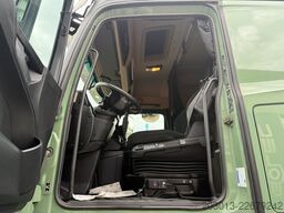 MERCEDES-BENZ 2551 6x2 Fahrgestell Euro 6e