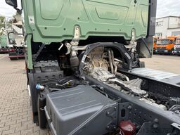 MERCEDES-BENZ 2551 6x2 Fahrgestell Euro 6e