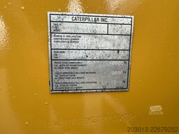 CATERPILLAR 930M Radlader mit Schaufel 2.090 BTH