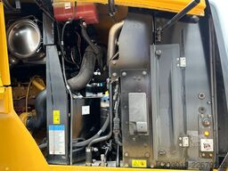 CATERPILLAR 930M Radlader mit Schaufel 2.090 BTH