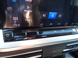 FORD Transit Connect Limited L1 Kasten Autm 2xS-Tür
