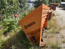 Rasco TRP sand spreader with a control panel