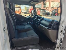Nissan Cabstar 35.13 NT400 Multitel MX210