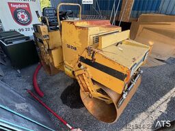 Caterpillar CB-214B Vibratory Roller