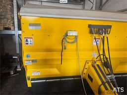 Vama TH3500L spreader