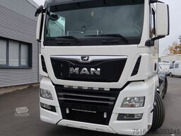 MAN TGX 26.460 BL 6x2 Nachlauflenkachse