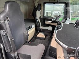 MAN TGX 18.460 XXL,ADR/VLG,APK:01/2027,2xtank